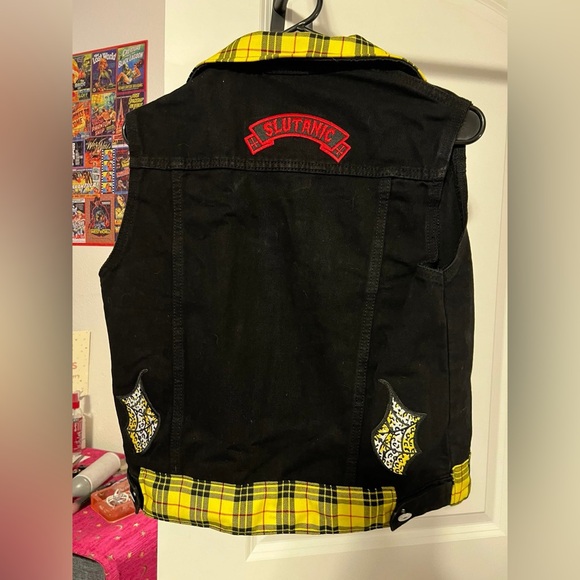 Rockabilly black and Yellow Plaid Vest - Picture 2 of 2